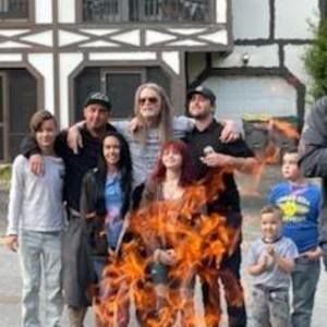 Meet your Posher, Ronald